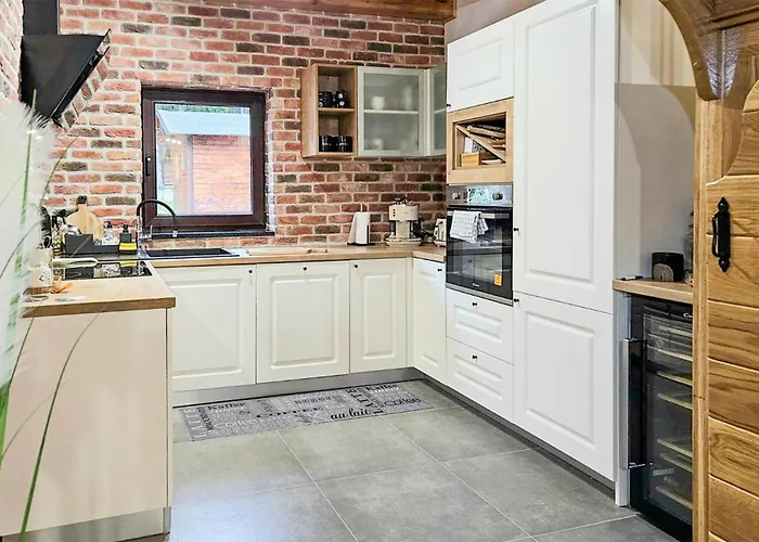 In With Sauna بيت للعطل *